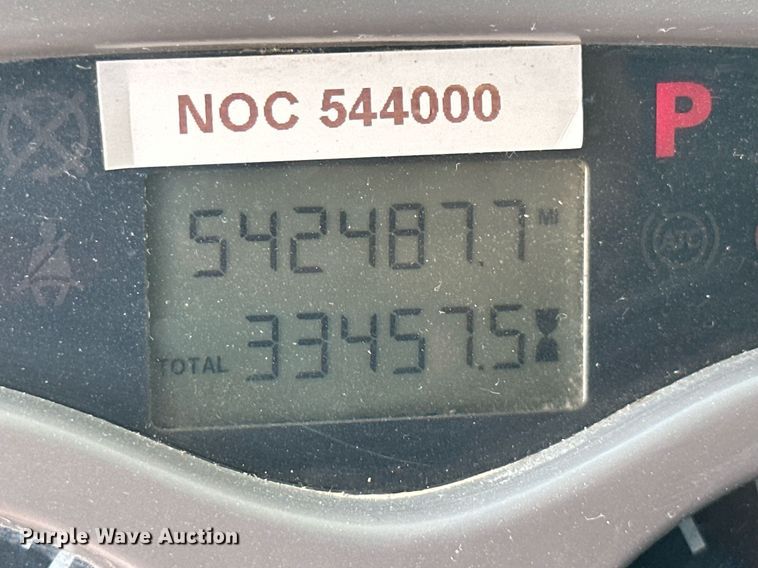 image for item MB9674 2001 Mack CH613  dump truck