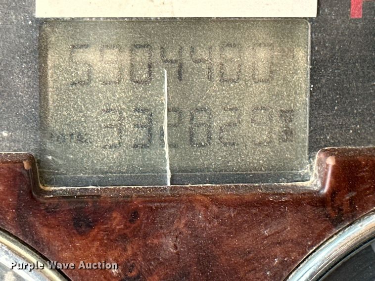 image for item MB9675 2004 Mack CV713  dump truck