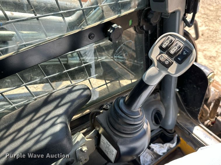 image for item MB9682 2015 New Holland C238  tracked skid steer loader