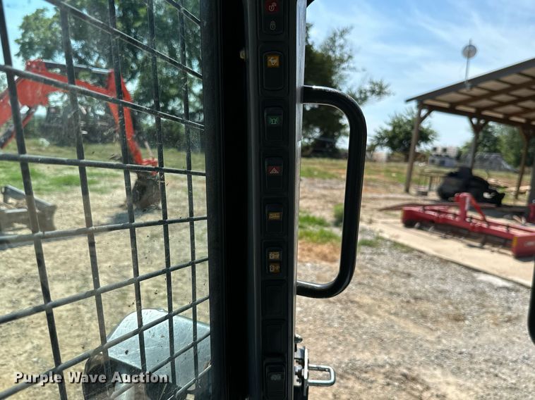 image for item MB9682 2015 New Holland C238  tracked skid steer loader