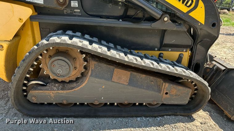 image for item MB9682 2015 New Holland C238  tracked skid steer loader