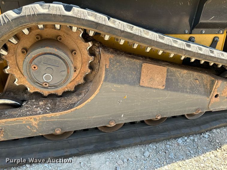 image for item MB9682 2015 New Holland C238  tracked skid steer loader