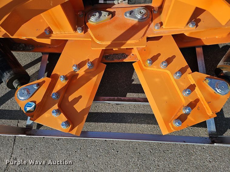 image for item MD9904 2023  skid steer grapple tree shear