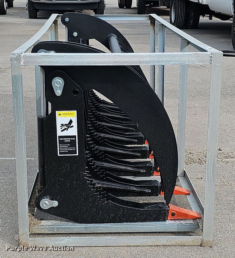image for item MD9908 2023 Heavy Grass  skid steer root grapple bucket