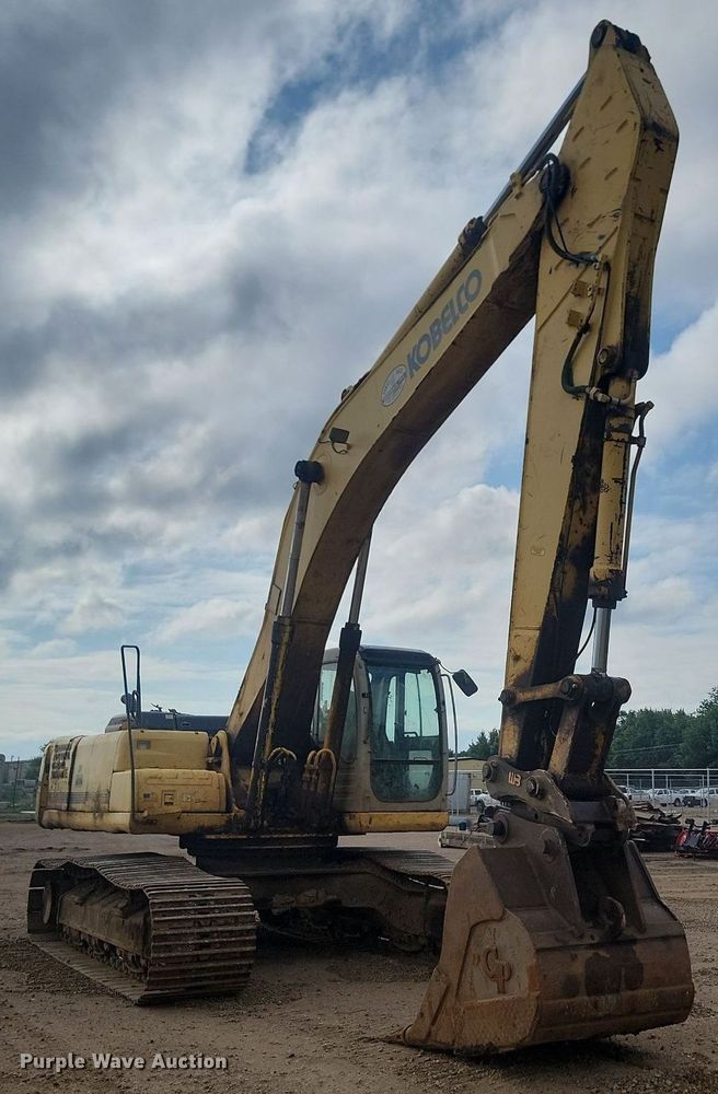 image for item ML9502 2006 Kobelco SK330LC  excavator