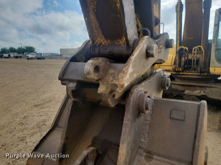 image for item ML9502 2006 Kobelco SK330LC  excavator