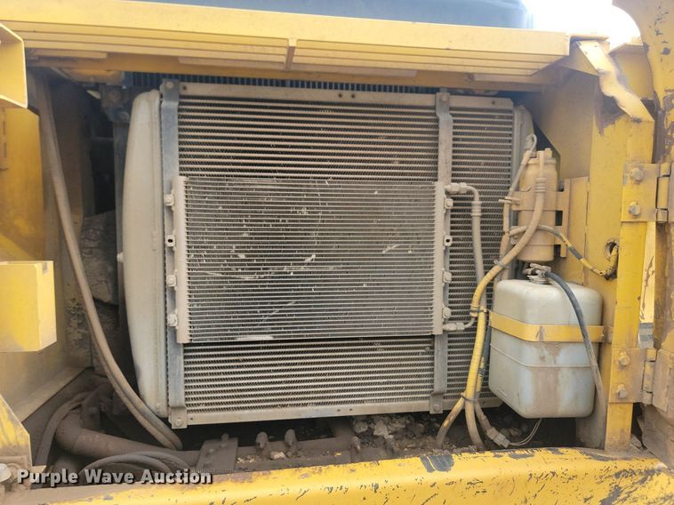 image for item ML9502 2006 Kobelco SK330LC  excavator