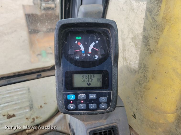 image for item ML9502 2006 Kobelco SK330LC  excavator