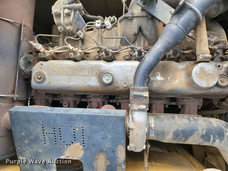 image for item ML9502 2006 Kobelco SK330LC  excavator