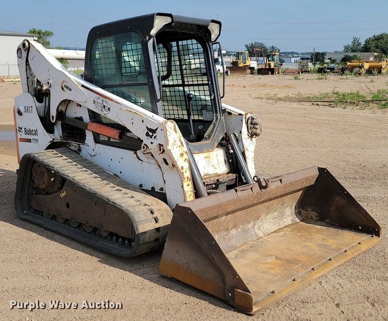image for item ML9504 2014 Bobcat T770  tracked skid steer loader