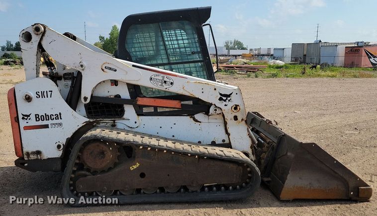 image for item ML9504 2014 Bobcat T770  tracked skid steer loader