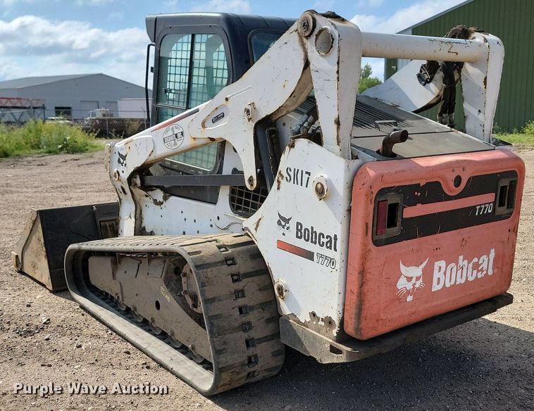 image for item ML9504 2014 Bobcat T770  tracked skid steer loader