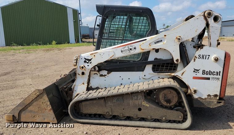image for item ML9504 2014 Bobcat T770  tracked skid steer loader