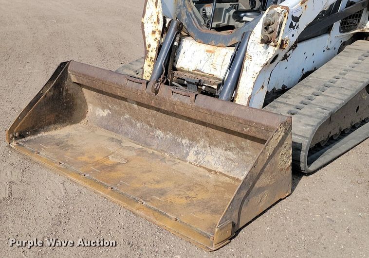 image for item ML9504 2014 Bobcat T770  tracked skid steer loader