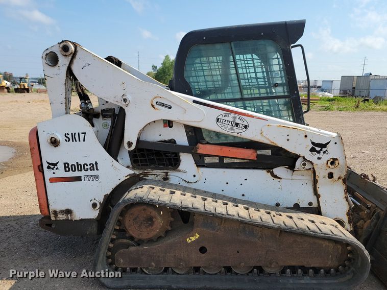 image for item ML9504 2014 Bobcat T770  tracked skid steer loader