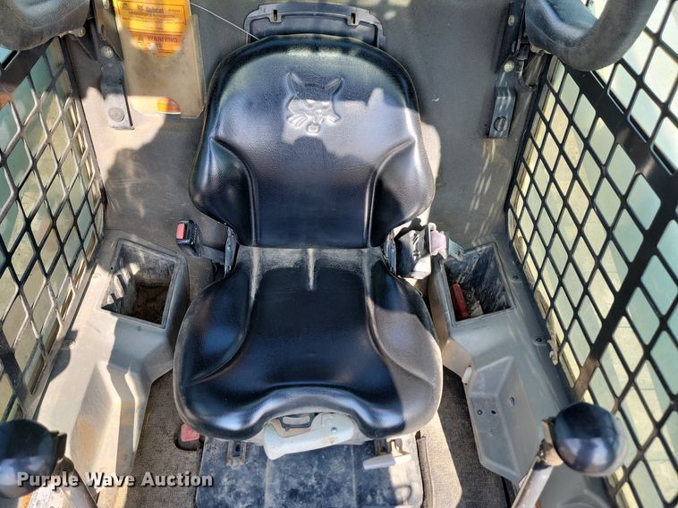 image for item ML9504 2014 Bobcat T770  tracked skid steer loader