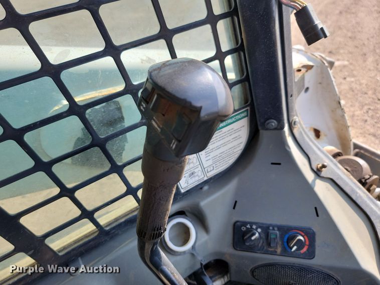 image for item ML9504 2014 Bobcat T770  tracked skid steer loader