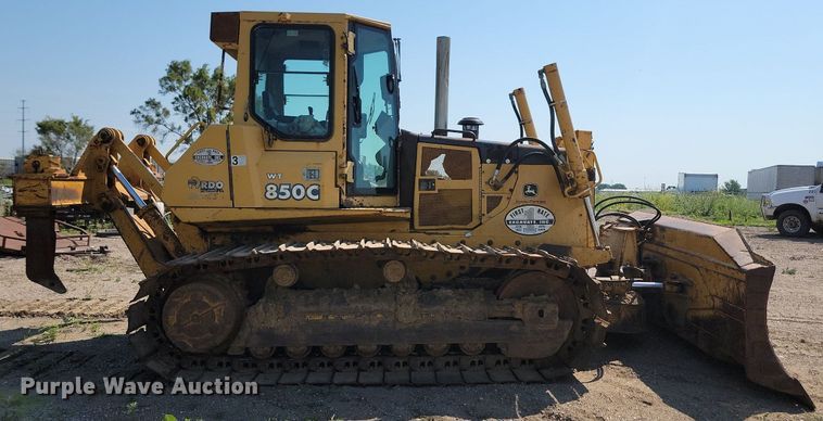 image for item ML9505 2004 John Deere 850C WT series II  dozer