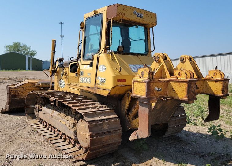 image for item ML9505 2004 John Deere 850C WT series II  dozer