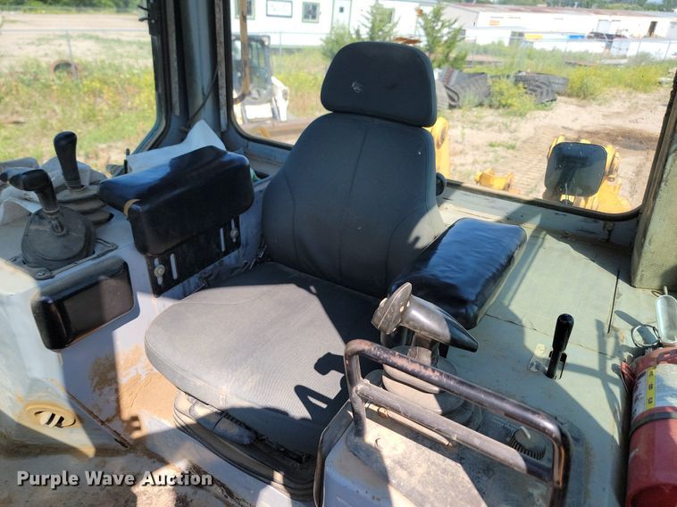 image for item ML9505 2004 John Deere 850C WT series II  dozer