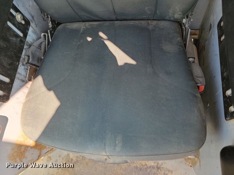 image for item ML9505 2004 John Deere 850C WT series II  dozer