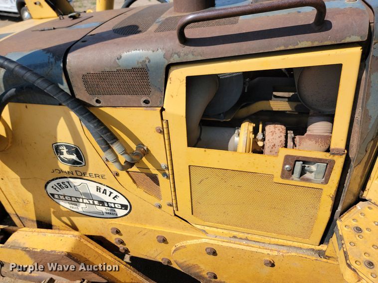 image for item ML9505 2004 John Deere 850C WT series II  dozer