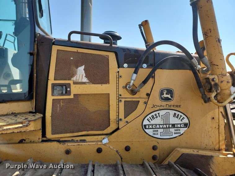 image for item ML9505 2004 John Deere 850C WT series II  dozer