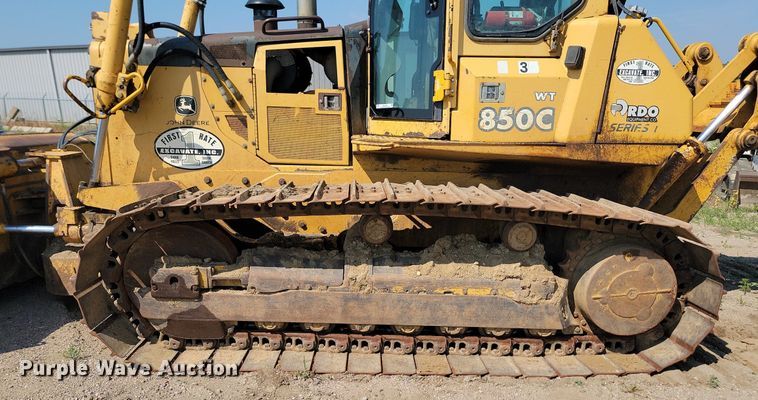 image for item ML9505 2004 John Deere 850C WT series II  dozer