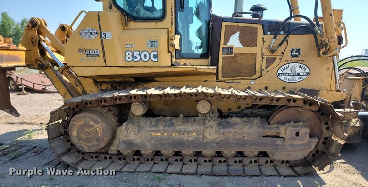 image for item ML9505 2004 John Deere 850C WT series II  dozer