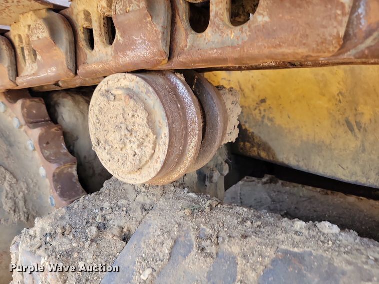 image for item ML9505 2004 John Deere 850C WT series II  dozer