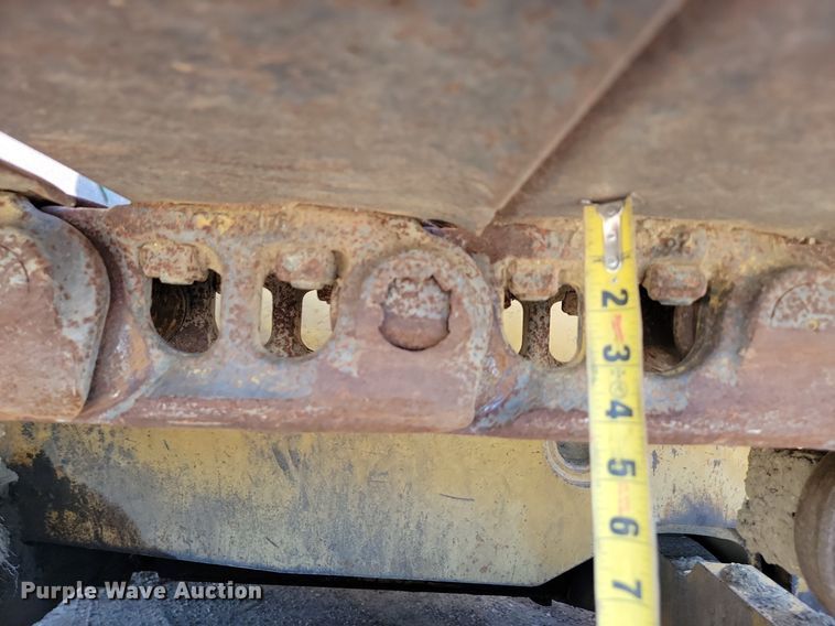 image for item ML9505 2004 John Deere 850C WT series II  dozer