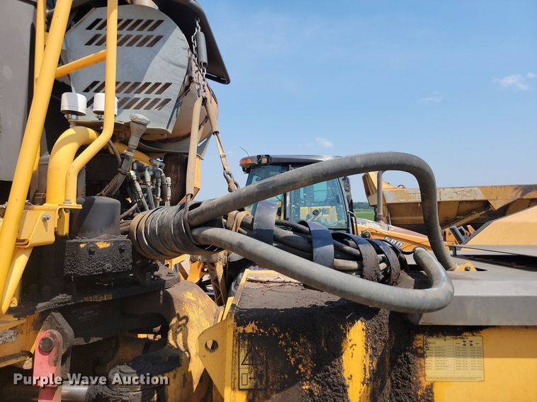 image for item ML9507 Volvo T450D  4WD scraper tractor