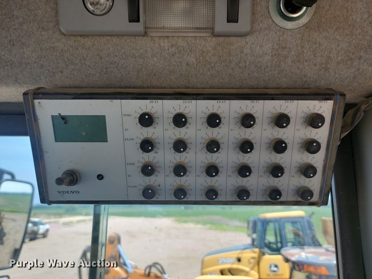 image for item ML9507 Volvo T450D  4WD scraper tractor