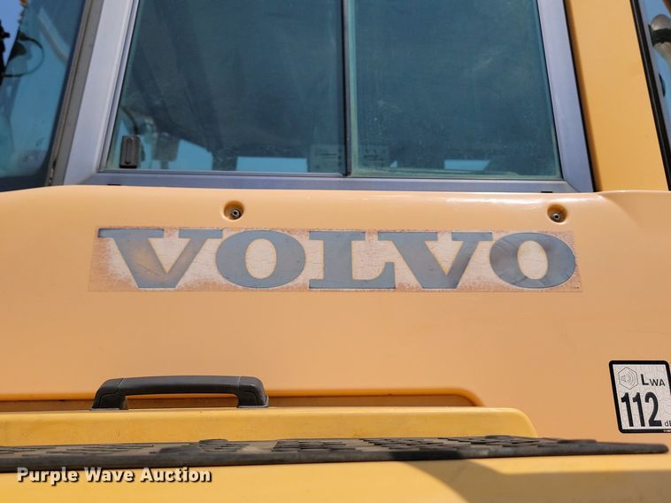 image for item ML9507 Volvo T450D  4WD scraper tractor