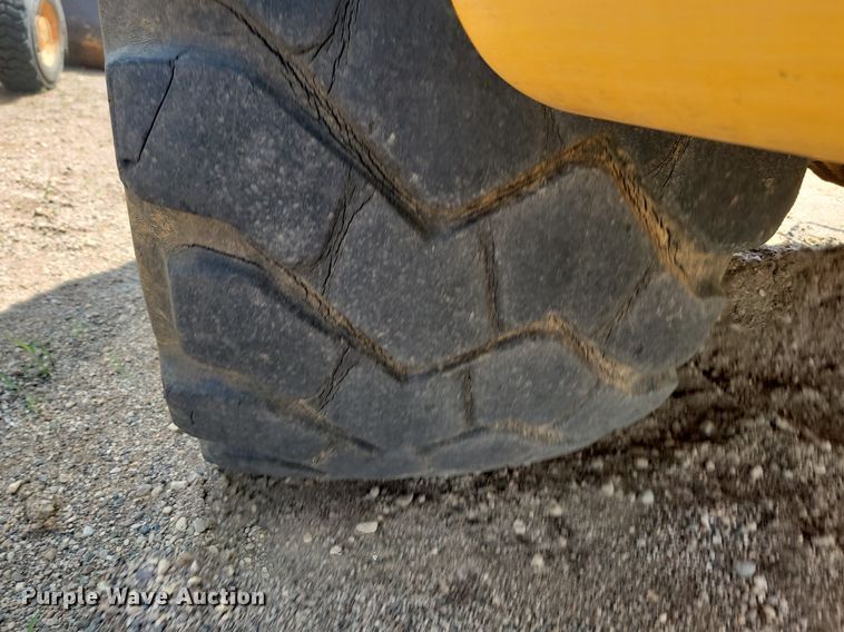 image for item ML9507 Volvo T450D  4WD scraper tractor