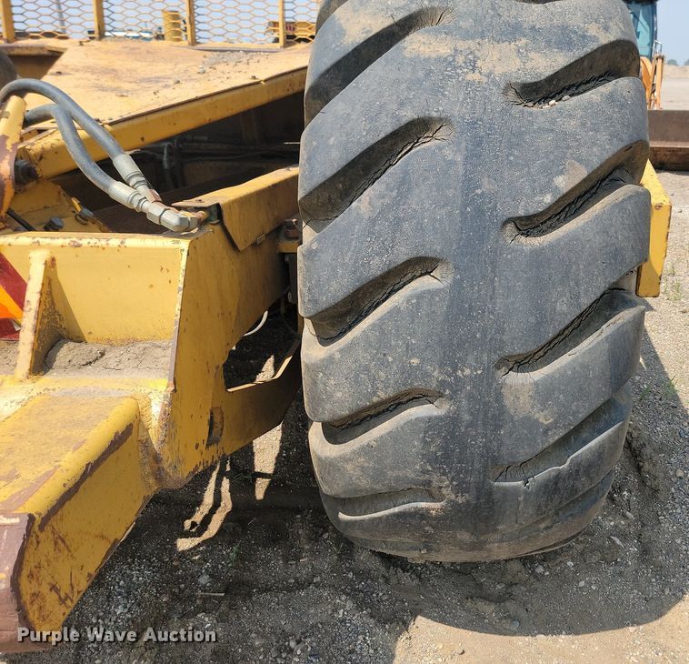 image for item ML9507 Volvo T450D  4WD scraper tractor