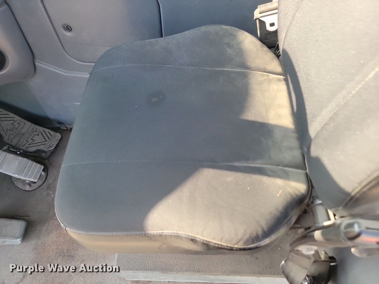 image for item ML9520 2008 Elgin Pelican Series NP  sweeper