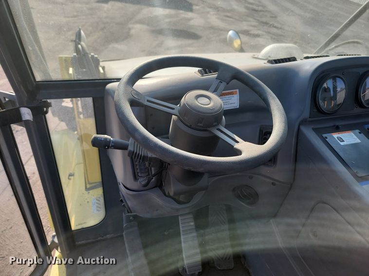 image for item ML9520 2008 Elgin Pelican Series NP  sweeper