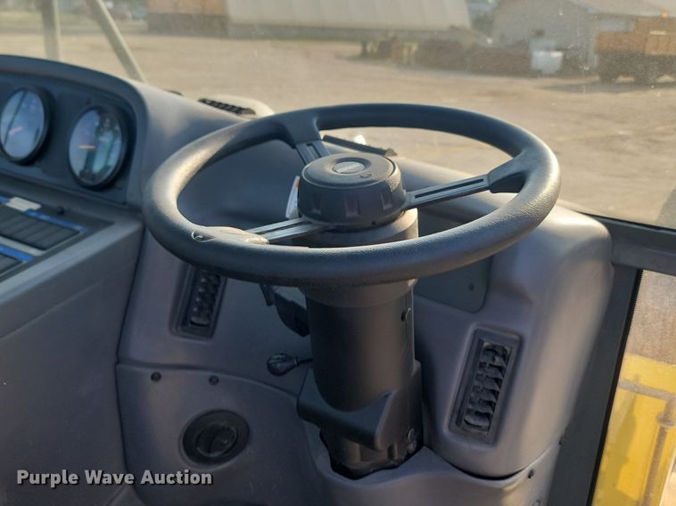 image for item ML9520 2008 Elgin Pelican Series NP  sweeper