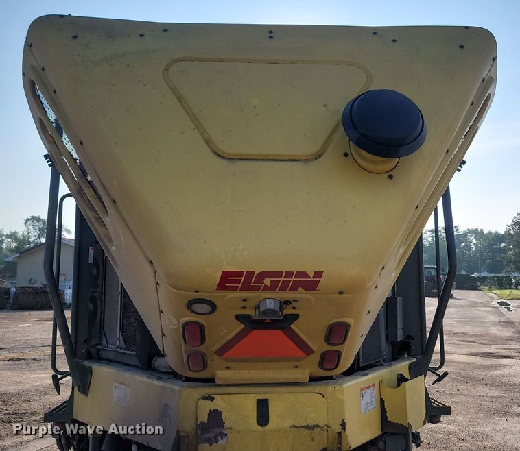image for item ML9520 2008 Elgin Pelican Series NP  sweeper