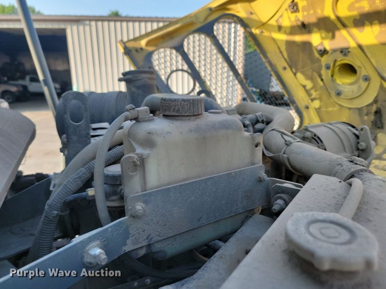 image for item ML9520 2008 Elgin Pelican Series NP  sweeper