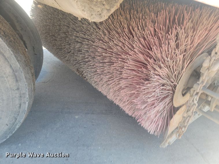 image for item ML9523 Elgin Pelican Series P  sweeper