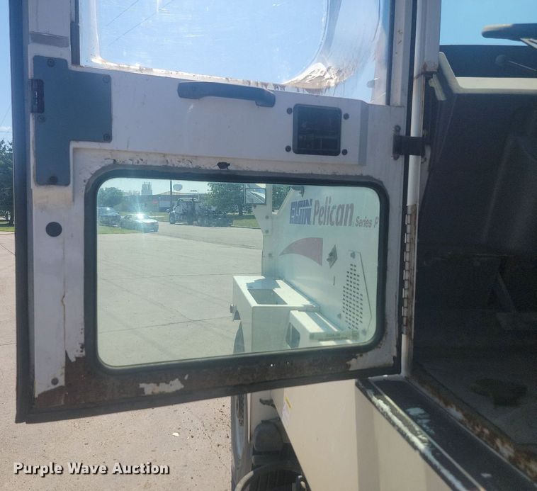 image for item ML9523 Elgin Pelican Series P  sweeper