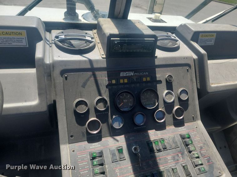 image for item ML9523 Elgin Pelican Series P  sweeper