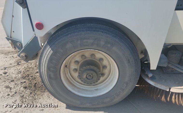 image for item ML9523 Elgin Pelican Series P  sweeper