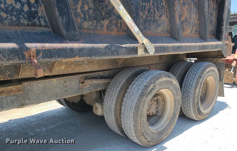 image for item MO9907 1989 International F2554  dump truck