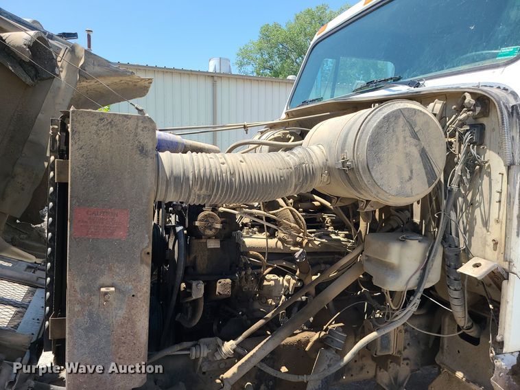 image for item MO9907 1989 International F2554  dump truck