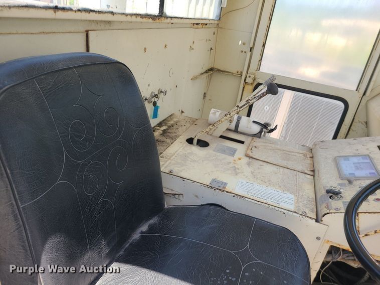 image for item MO9982 Elgin White Wing  street sweeper