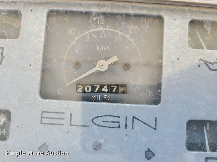 image for item MO9982 Elgin White Wing  street sweeper