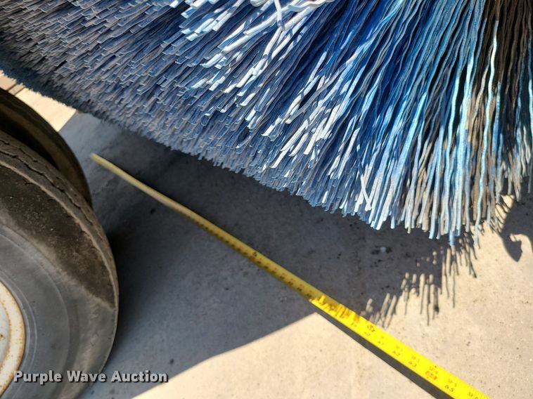 image for item MO9982 Elgin White Wing  street sweeper